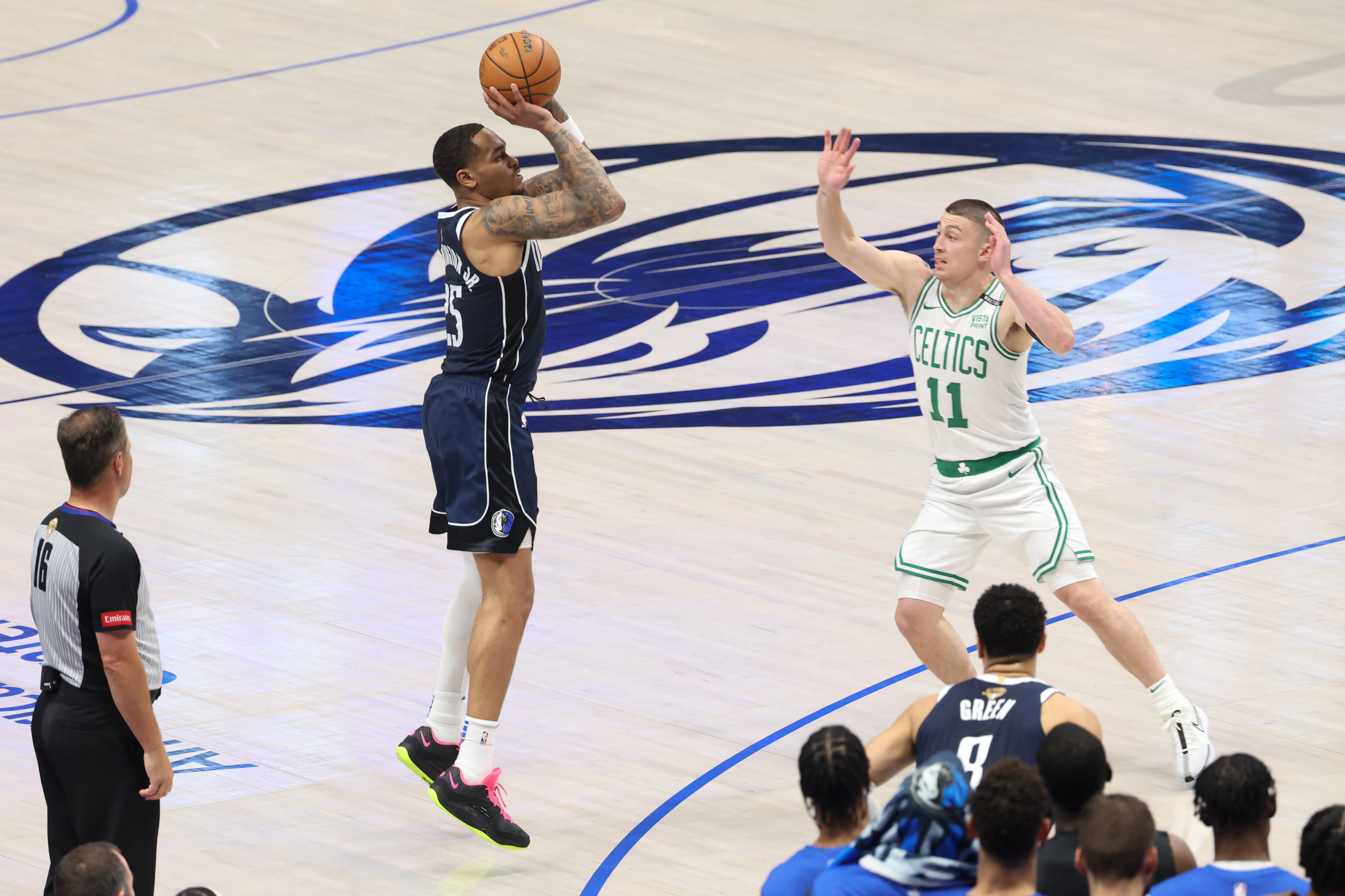 包含独行侠击败勇士,保持稳定表现的词条 包含独行侠击败勇士,保持稳定表现的词条