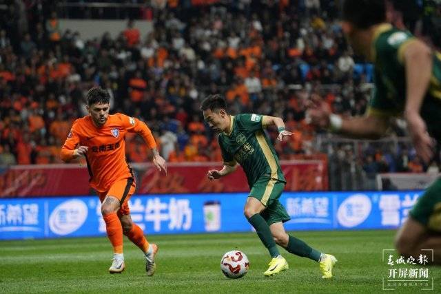 打破僵局,球员展现出色发挥 打破僵局,球员展现出色发挥