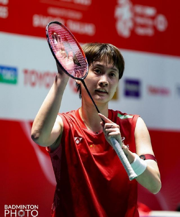 日本队轻取韩国队,陈雨菲点燃赛场 日本队轻取韩国队,陈雨菲点燃赛场