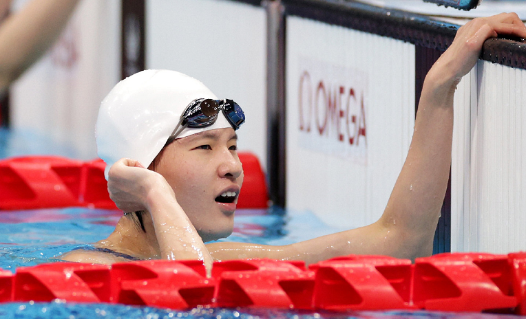 立陶宛乒乓球选手表现出色，勇夺银牌！