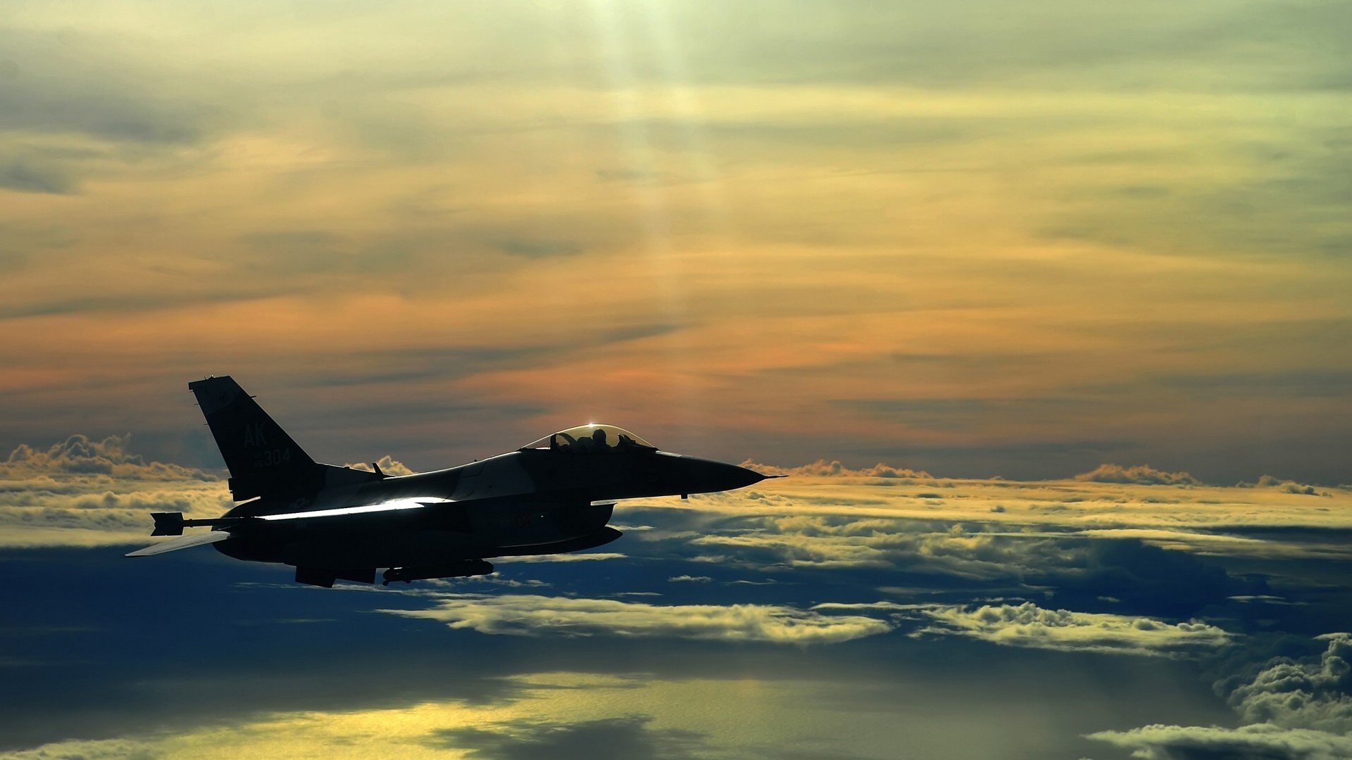 爱德华兹狂砍40分演绎个人英雄主义,圣城新王诞生夜马刺力克太阳