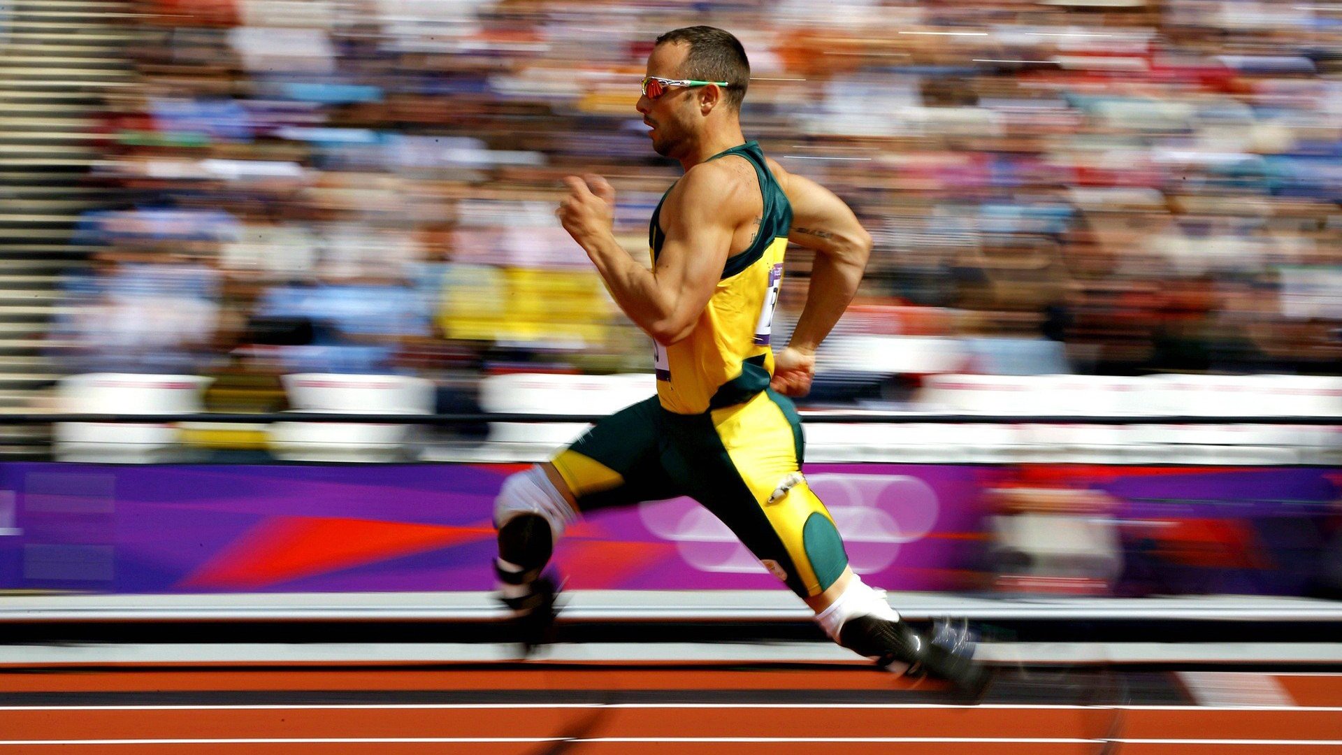 双赛道，摩纳哥的弯道与乌克兰的战局